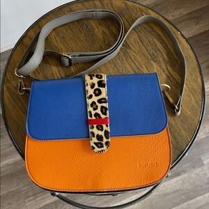 NWOT Soruka blue, orange, and leopard purse